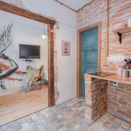 Accommodation At The Zeus Apartment Bratislava Eksteriør bilde